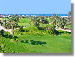 Golfplatz auf Djerba nah der Huser