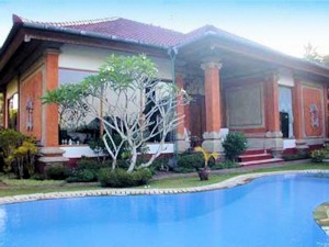 Ferienhaus auf Bali mit Pool zum Kaufen