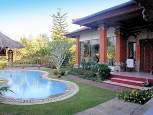 Einfamilienhaus mit Pool bei Abiansemal Badung Bali