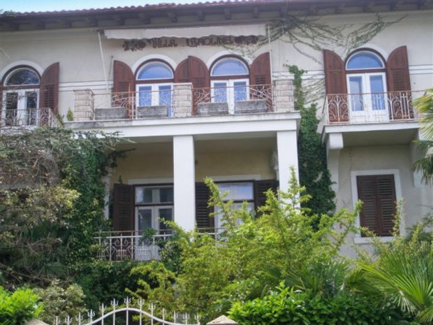 Villa Haus in Ika Kroatien am Meer zum Kaufen