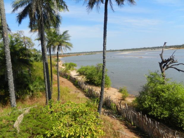 Grundstck Lodge direkt am Fluss Halahin in Gambia