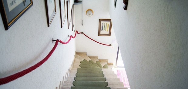 Treppenaufgang im Einfamilienhaus