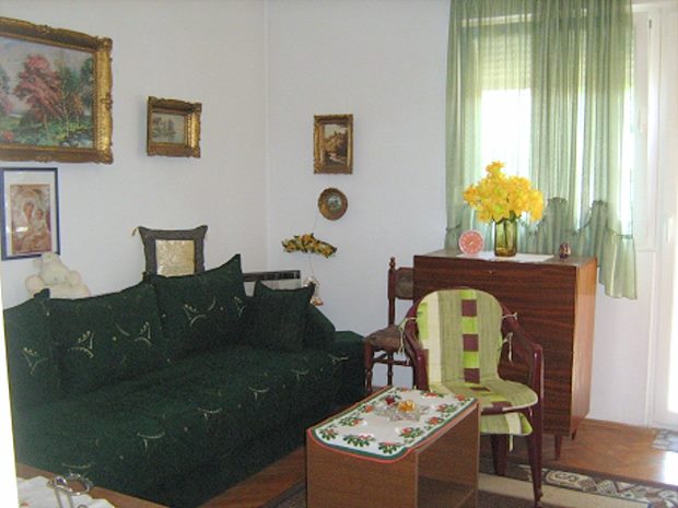 Zimmer der Wohnung in Jazak Serbien