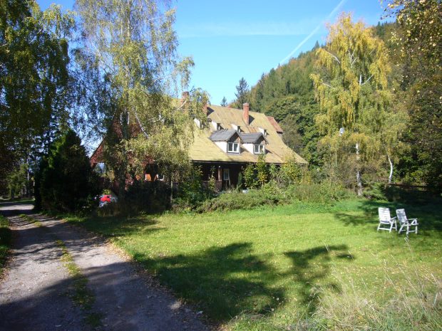 Villa im Wald bei Roztoki Niederschlesien Polen zum Kaufen