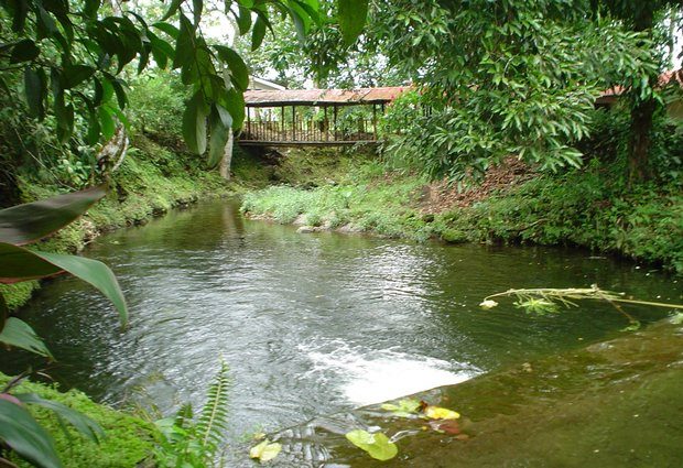 Feriencamp am Fluss in Costa Rica