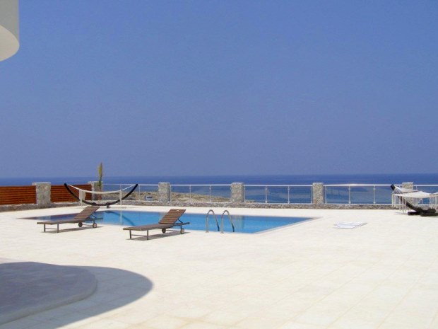 Pool Terrasse der Villa
