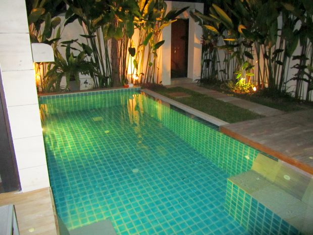 Pool vom Einfamilienhaus auf Phuket Thailand
