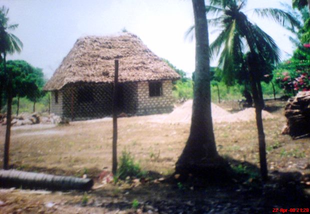 Ferienhaus im Rohbau in Ukunda von Kenia