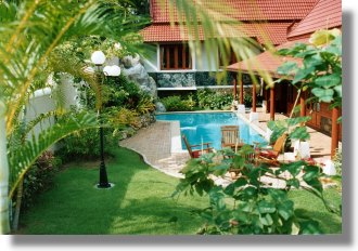 Villa mit Pool unweit vom Chaweng Beach auf Koh Samui