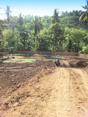 Bauland auf der Insel Lombok bei Kuta Indonesien
