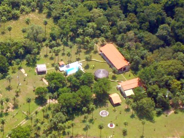 Einfamilienhaus mit Gstehaus bei Paraguari Paraguay