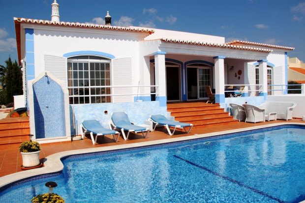 Einfamilienhaus mit Pool in Portugal
