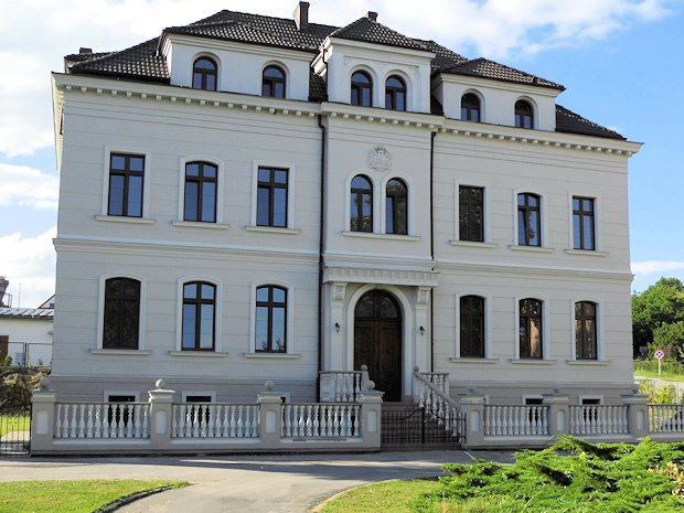 Schlossvilla bei Bromberg Polen zum Kaufen