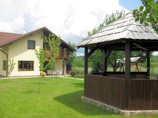 Ferienhaus Villa in Tocile Sadu