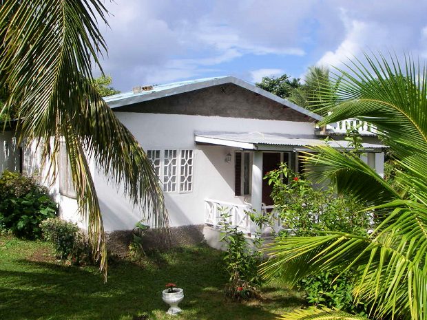 Ranaway Bay Ferienhaus in Salem Jamaica zum Kaufen