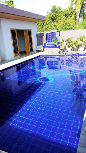 Pool vom Einfamilienhaus auf Bali