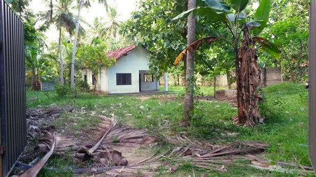 Baugrundstck mit Ausbauhaus in Sri Lanka