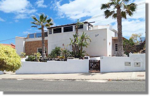 Villa mit Gsteapartments in Tarajalejo Fuerteventura