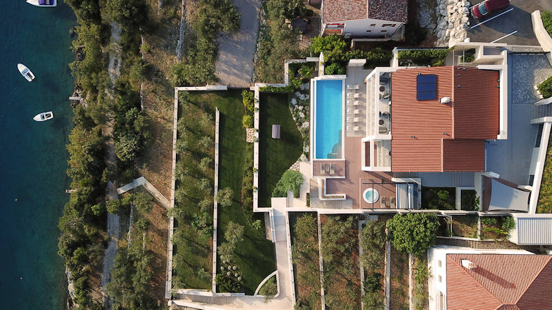 Luftbild der Villa in Istrien