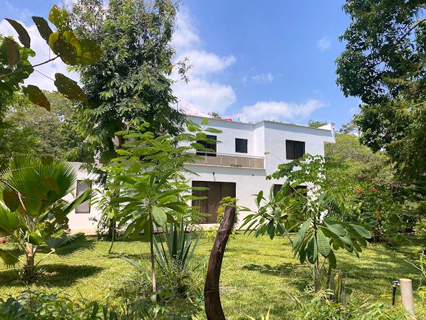 Seitenansicht vom G�stehaus