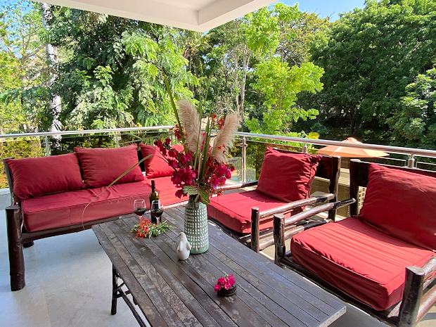 Balkon vom G�stehaus in Kenia