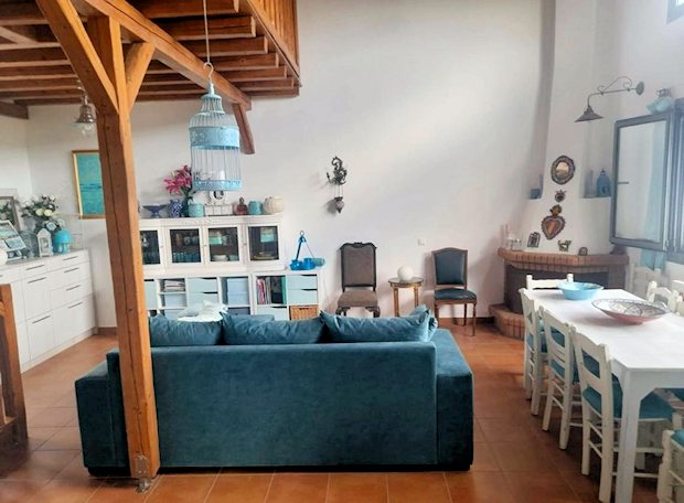 Rechte hintere Ecke der Kamin