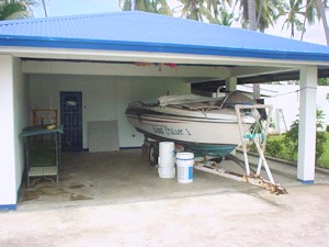 Bootshaus auf dem Grundstck des Hauses