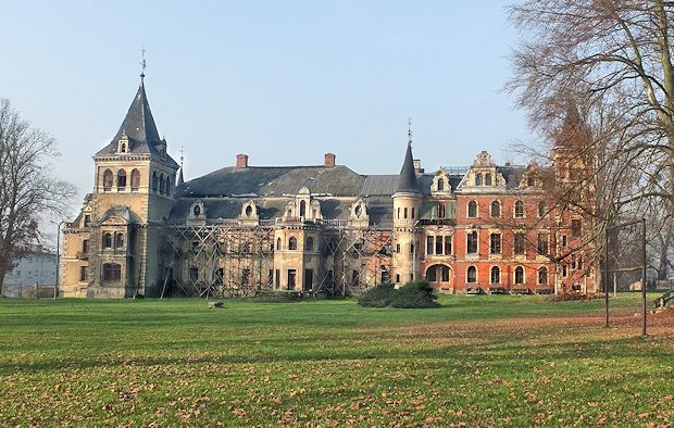 Schloss zur Renovierung in Oppeln Polen
