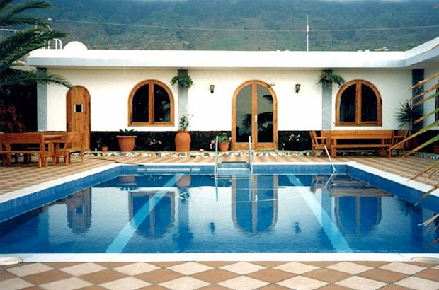 Finca mit Pool auf El Hierro Kanaren