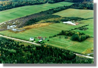Farmland zum Einfamilienhaus im Westmorland County von Kanada