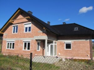 Seitenansicht vom Wohnhaus