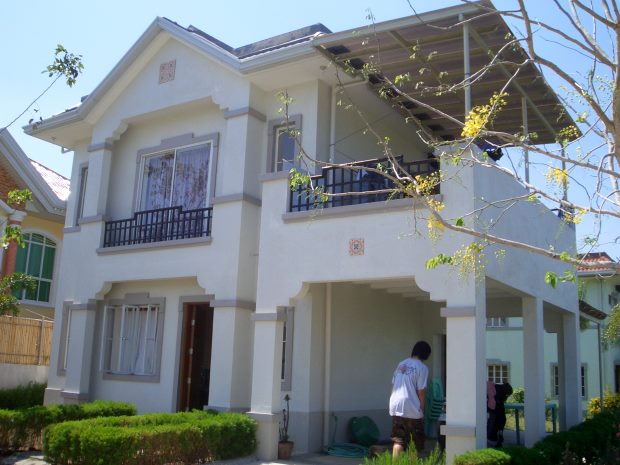 Einfamilienhaus Villa Ferienhaus in Calamba City Luzon Philippinen