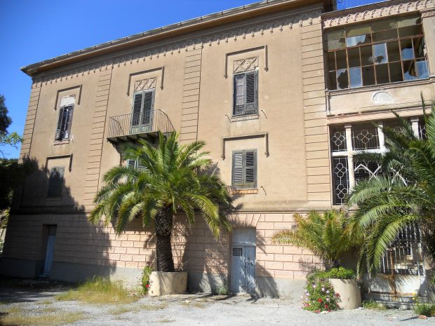 Villa zum Ausbau bei Licata Sizilien