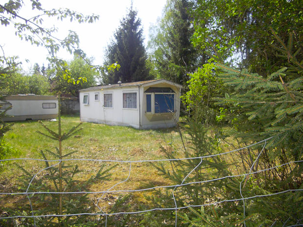 Bungalow zum Wohnhaus auf dem Grundstück Bungalow zum Wohnhaus auf dem Grundstück