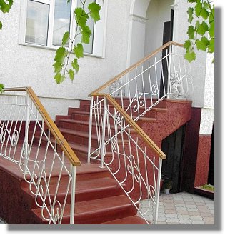 Wohnhaus in Saky mit Gstehaus auf der Krim