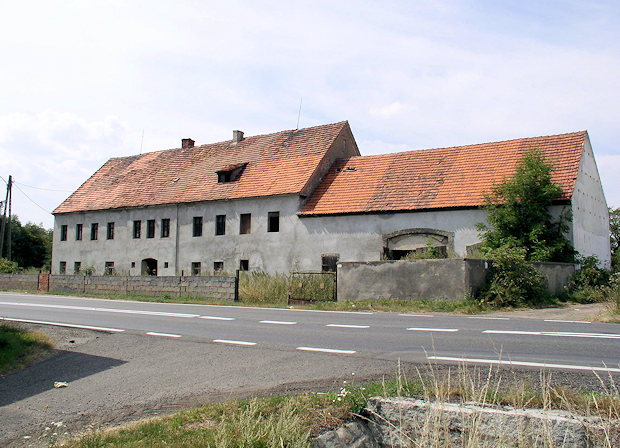 Ausbauhaus bei Legnica Polen zum Kaufen