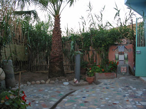Vorgarten des Hauses in Awrir Marokko
