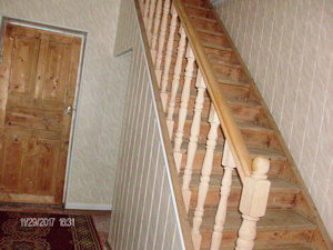 Treppenaufgang im Wohnhaus auf der Krim