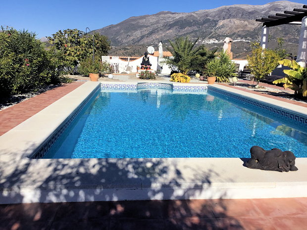 Swimming Pool des Ferienhauses in Loma las Chozas