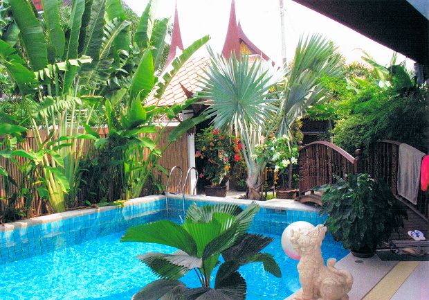 Einfamilienhaus mit Garten und Pool in Pattaya