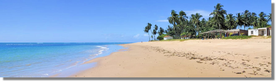 Strand von Itaparica unweit der Ferienhäuser Einfamilienhäuser