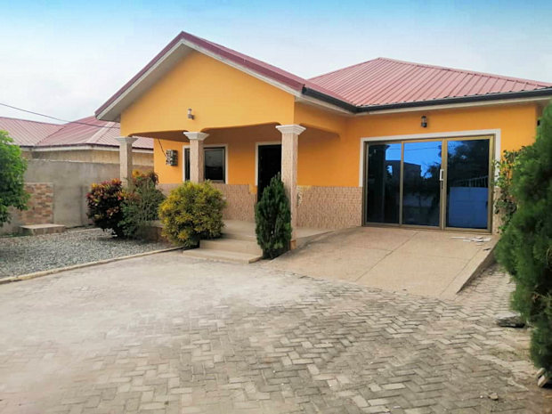 Wohnhaus Ferienhaus in Kasoa Ghana zum Kaufen