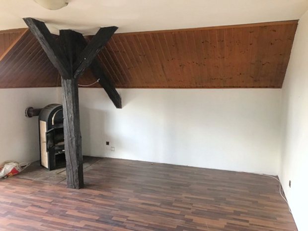 Zimmer einer Wohnung im Haus