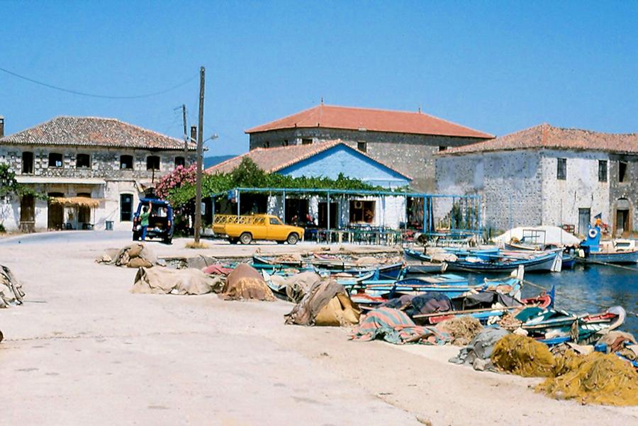 Restaurant Gaststtte im Hafen am Meer auf Lesboa