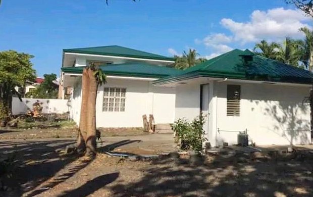 Gstehuser auf Panay Philippinen