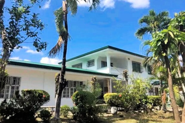 Huser in Cagbang der Provinz Iloilo Panay