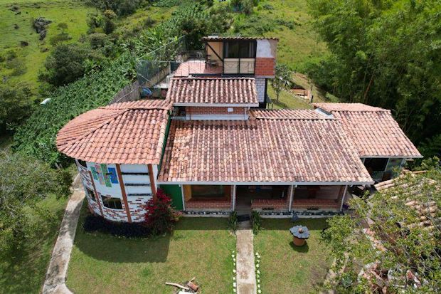 Finca Hacienda als Gstehaus in Kolumbien zum Kaufen