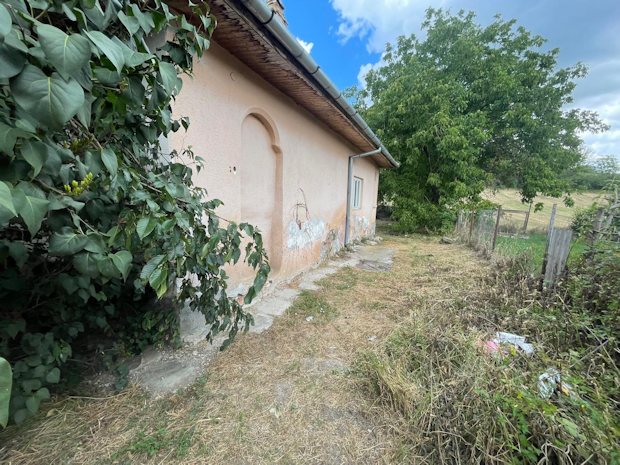 Wohnhaus zum Ausbau in Bogata Mures Rum�nien