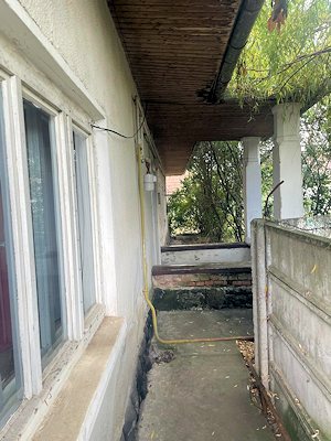 Ansicht vom Bauernhaus zum Ausbau im Kreis Mures