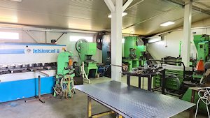 Produktionshalle der Apfelplantage Produktionshalle der Apfelplantage